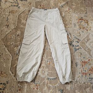 Zara Cream Color Cargo Parachute Pants Size Medium With 30 Inch Inseam
